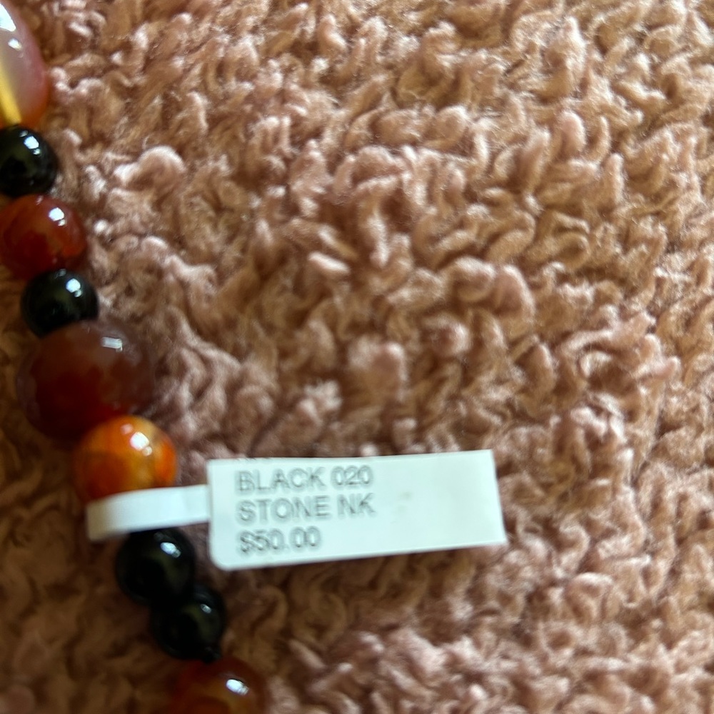 Beautiful Necklace - Picture 3 of 3